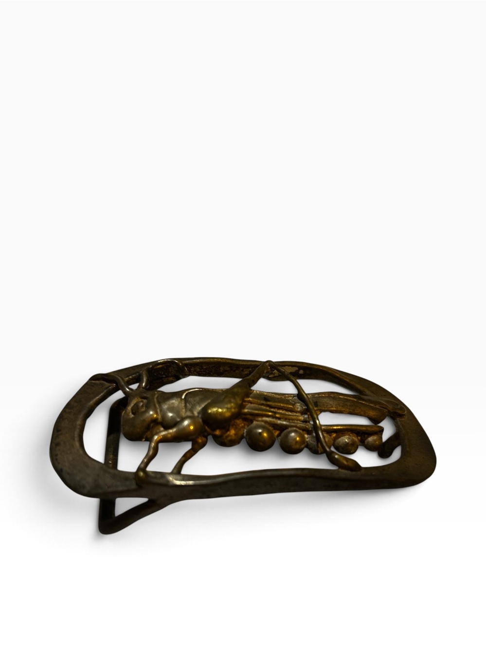 1977 William Collinโs Rare Hand-Crafted Cricket Belt Buckle